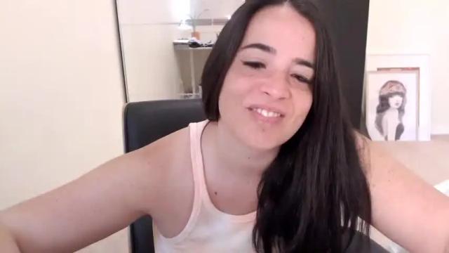 Image 4 of melaniebiche Stream on Chaturbate on 15 months ago