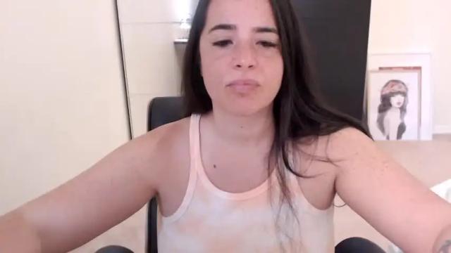 Image 8 of melaniebiche Stream on Chaturbate on 15 months ago