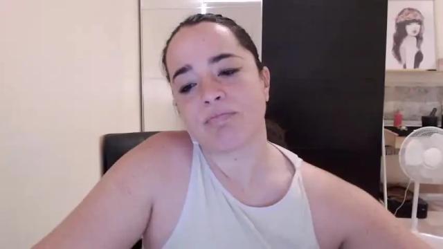 Image 11 of melaniebiche Stream on Chaturbate on 13 months ago