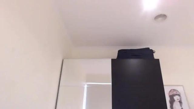 Image 8 of melaniebiche Stream on Chaturbate on 13 months ago