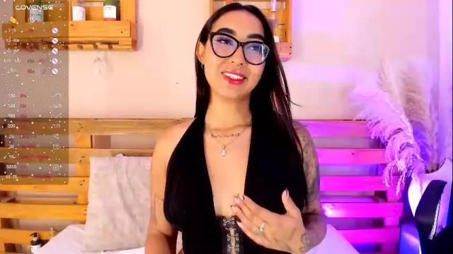Image 2 of melanieecox Stream on Chaturbate on 1 month ago