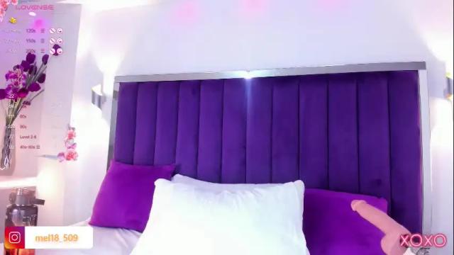 Image 8 of melanieklaus Stream on Chaturbate on 23 days ago