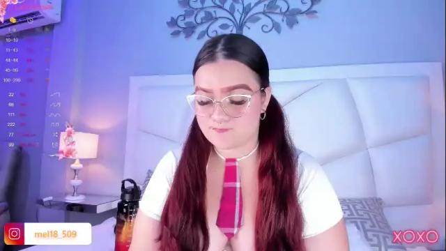 Image 8 of melanieklaus Stream on Chaturbate on 16 days ago