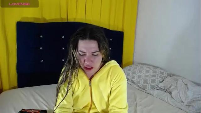Image 4 of melanieparker20 Stream on Chaturbate on 4 days ago