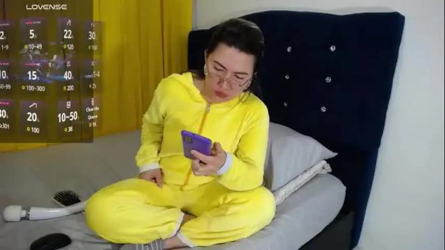 Image 10 of melanieparker20 Stream on Chaturbate on 1 day ago