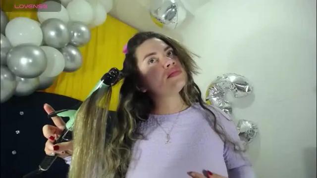 Image 8 of melanieparker20 Stream on Chaturbate on 1 month ago