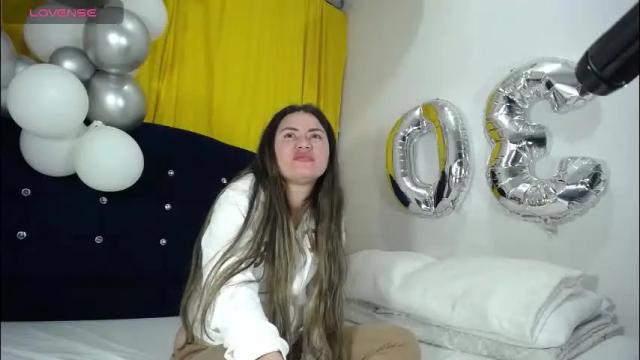 Image 8 of melanieparker20 Stream on Chaturbate on 1 month ago