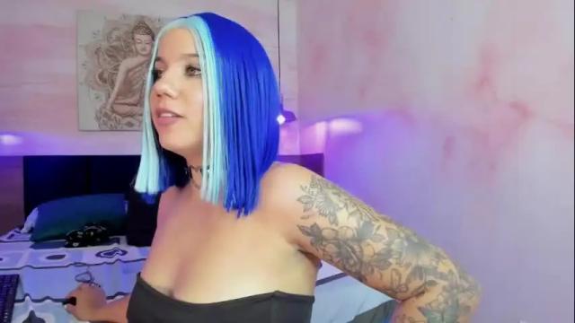 Image 2 of melanieroux Stream on Chaturbate on 1 month ago