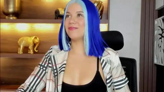 Image 11 of melanieroux Stream on Chaturbate on 1 month ago