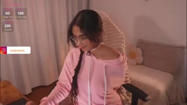 Image 8 of melanieryann_ Stream on Chaturbate on 28 days ago