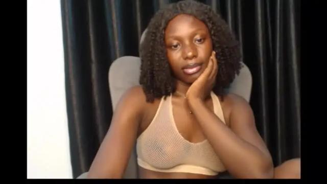 Image 11 of melanine_floral Stream on Chaturbate on 1 month ago