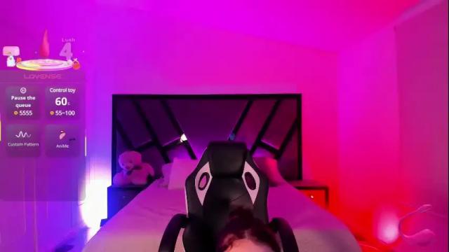 Image 3 of melanny_luv Stream on Chaturbate on 2 days ago