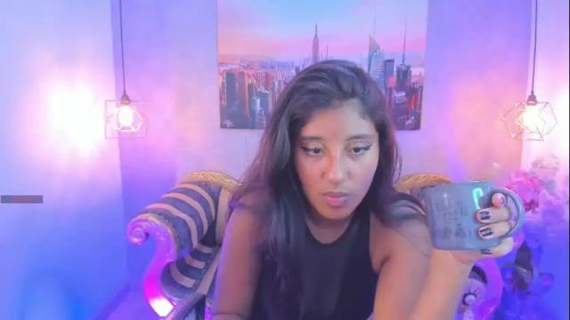 Image 12 of melany_brunette Stream on Chaturbate on 2 months ago