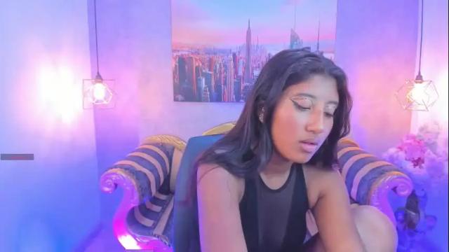 Image 8 of melany_brunette Stream on Chaturbate on 2 months ago