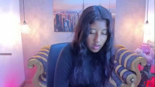Image 2 of melany_brunette Stream on Chaturbate on 2 months ago