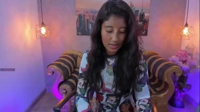 Image 3 of melany_brunette Stream on Chaturbate on 2 months ago