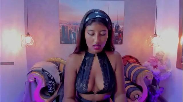 Image 4 of melany_brunette Stream on Chaturbate on 2 months ago