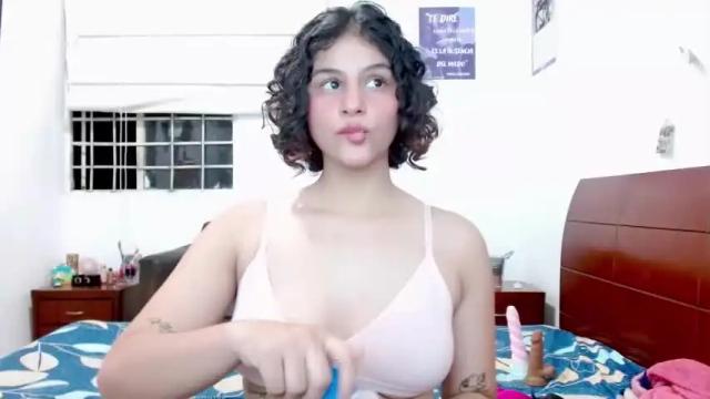 Image 2 of melany_fox44618 Stream on Chaturbate on 14 months ago