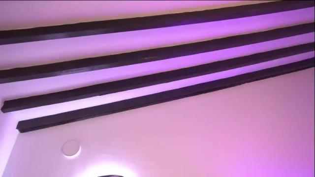 Image 2 of melany_riccii Stream on Chaturbate on 2 months ago