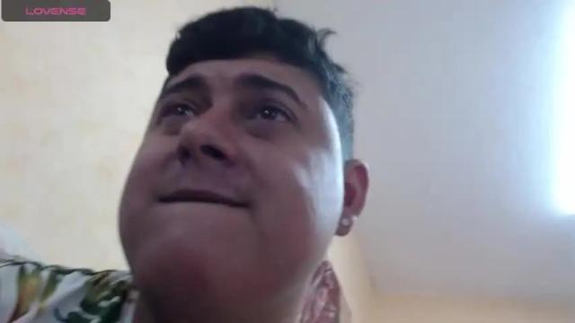 Image 2 of melanyandmartin Stream on Chaturbate on 21 months ago