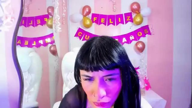 Image 2 of melanyharris Stream on Chaturbate on 7 months ago