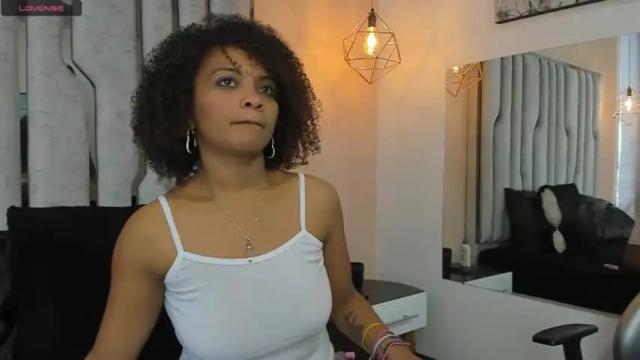 Image 3 of melanylorens Stream on Chaturbate on 22 months ago