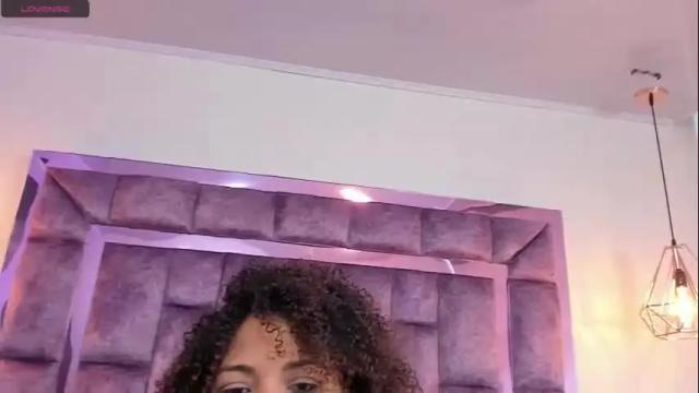 Image 11 of melanylorens Stream on Chaturbate on 22 months ago