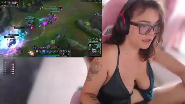 Image 12 of melanypresley_ Stream on Chaturbate on 12 months ago