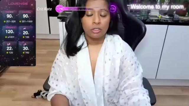 Image 10 of melarose82 Stream on Chaturbate on 14 months ago