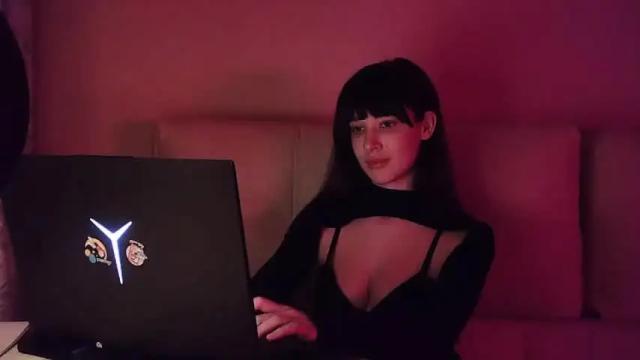 Image 12 of melchior_babyy Stream on Chaturbate on 14 months ago