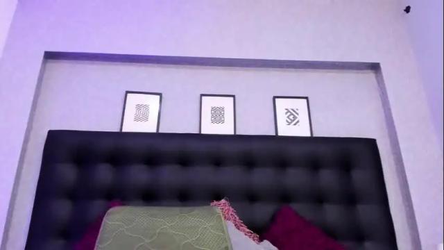 Image 7 of meleekxxx Stream on Chaturbate on 1 month ago