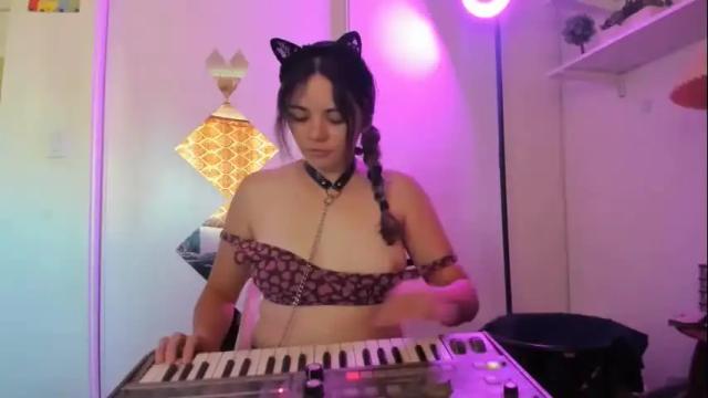 Image 6 of melerica516 Stream on Chaturbate on 24 months ago