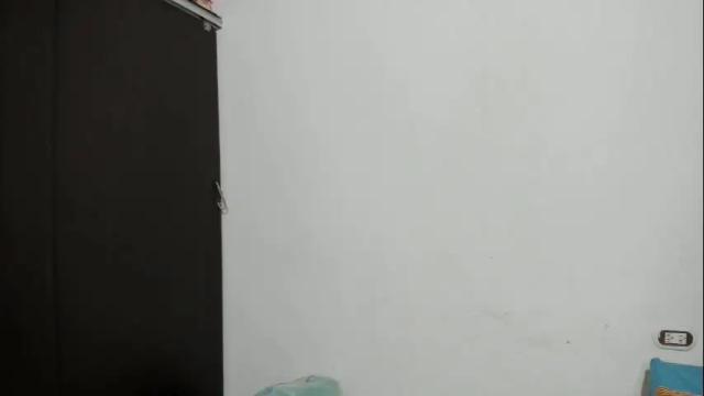 Image 6 of meli_mejia_18 Stream on Chaturbate on 5 months ago