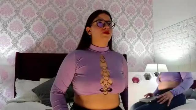 Image 4 of melievanss Stream on Chaturbate on 18 months ago