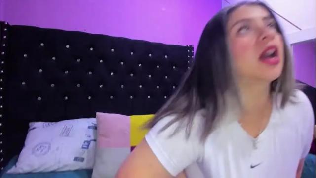 Image 8 of melinda_bob Stream on Chaturbate on 1 month ago