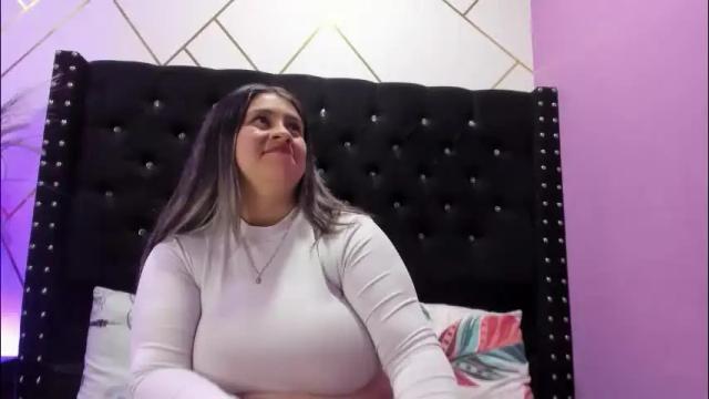 Image 7 of melinda_bob Stream on Chaturbate on 28 days ago
