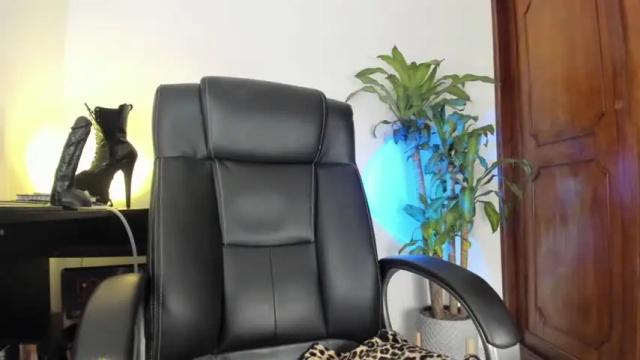 Image 6 of melisa_taylor01 Stream on Chaturbate on 18 months ago