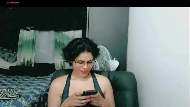 Image 2 of melissa_and_carol Stream on Chaturbate on 1 month ago