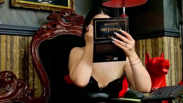 Image 6 of melissa_glow Stream on Chaturbate on 10 days ago