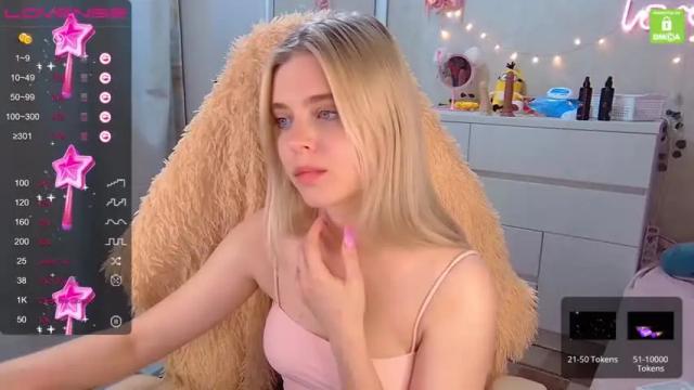 Image 8 of melissa_lisa Stream on Chaturbate on 19 months ago