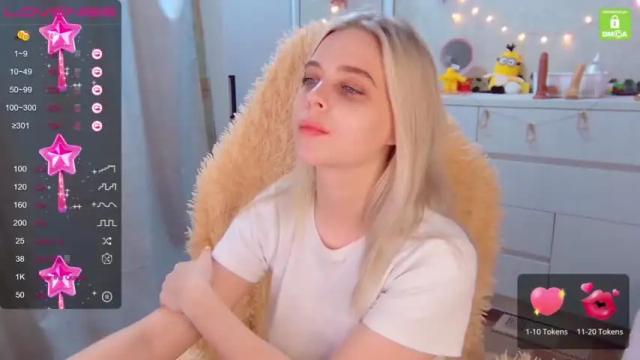 Image 11 of melissa_lisa Stream on Chaturbate on 18 months ago