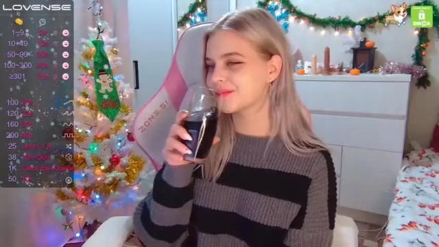 Image 3 of melissa_lisa Stream on Chaturbate on 17 months ago