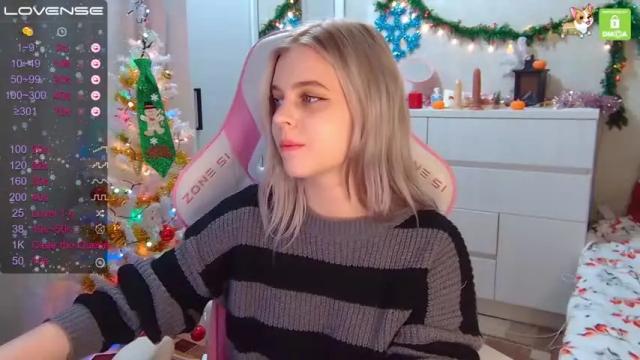 Image 7 of melissa_lisa Stream on Chaturbate on 17 months ago