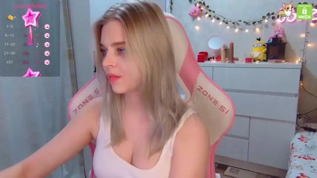 Image 10 of melissa_lisa Stream on Chaturbate on 15 months ago