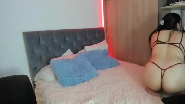 Image 6 of melissa_martiinez Stream on Chaturbate on 16 months ago
