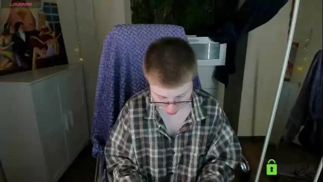 Image 2 of melissa_wells Stream on Chaturbate on 25 days ago