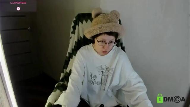 Image 3 of melissa_wells Stream on Chaturbate on 23 days ago