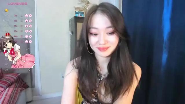 Image 3 of melissa_yamazaki Stream on Chaturbate on 12 months ago