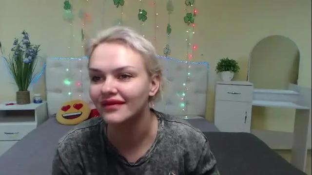 Image 4 of melissacatss Stream on Chaturbate on 3 months ago