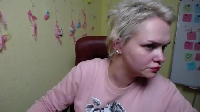Image 10 of melissacatss Stream on Chaturbate on 2 months ago